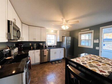 41 Boisvert St, Manchester, NH 03103 - photo 3