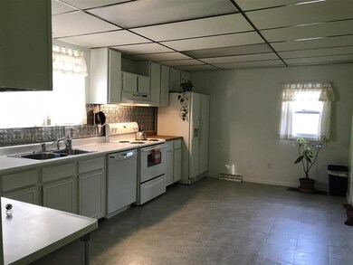 213 Church St, Brooklyn, WI 53521 - photo 6