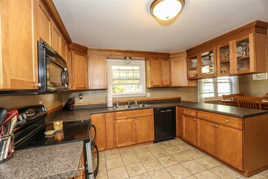 15 Jefferson Dr, Hooksett, NH 03106 - photo 4
