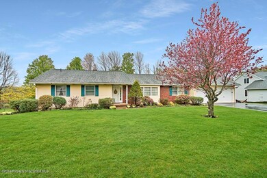 925 Clearview Rd, Moscow, PA 18444 - photo 2