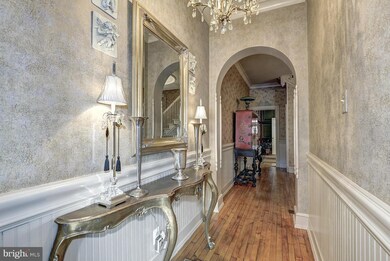 709 Prince St unit A, Alexandria, VA 22314 - photo 2