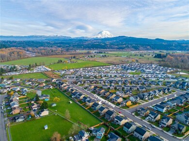213 Balmer St SW, Orting, WA 98360 - photo 4