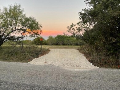 000 Adell Cir, Weatherford, TX 76088 - photo 2