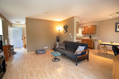 100 Village Creek Dr unit 17A, Lake In the Hills, IL 60156 - photo 7