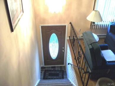 212 Old Forge Dr, Bath, PA 18014 - photo 6