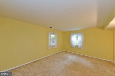 2619 Woodley Place, Falls Church, VA 22046 - photo 5