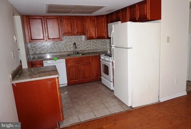 11 Roanoke Ct, Willingboro, NJ 08046 - photo 6