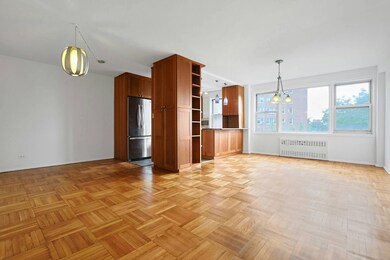 Briar Oaks unit A709, Bronx, NY 10471 - photo 3