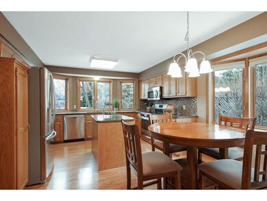 1116 Lois Ct