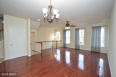 12047 Kemps Landing Cir, Manassas, VA 20109 - photo 2