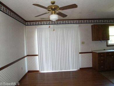 unlisted-address, Statesville, NC 28625 - photo 7