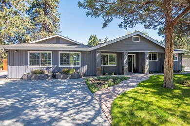 61235 King Solomon Ln, Bend, OR 97702 - photo 2