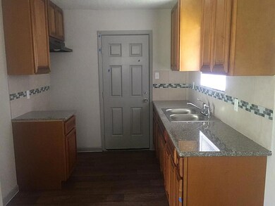 7733 Parker Rd, Houston, TX 77016 - photo 5