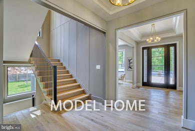 1715 Maxwell Ct, McLean, VA 22101 - photo 5