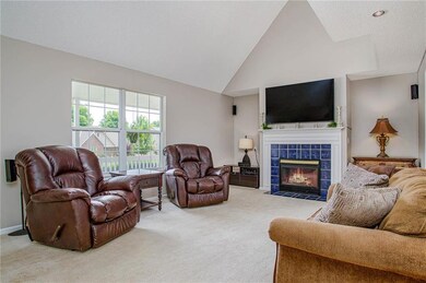 313 SW Marsh Wren St, Lees Summit, MO 64082 - photo 6