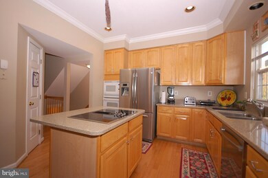 3211 Carnegie Hall Cir, Olney, MD 20832 - photo 6