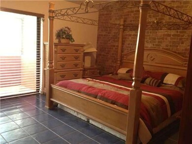 3535 Magellan Cir unit 528, Miami, FL 33180 - photo 4