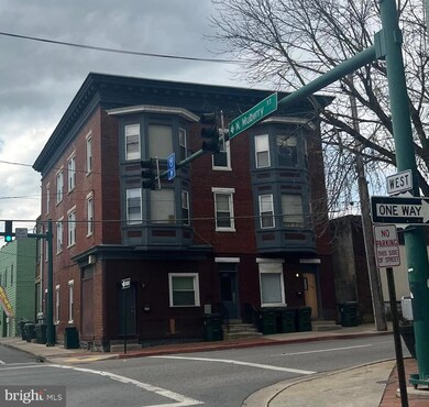 145 E Franklin St, Hagerstown, MD 21740 - photo 2