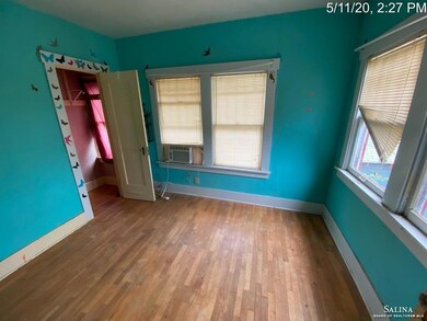 733 W 9th St, Concordia, KS 66901 - photo 7