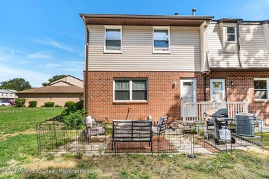 back_1214_ROZBERN_CT