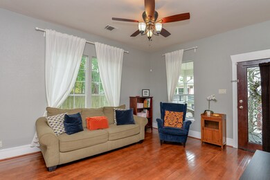 808 Cordell St, Houston, TX 77009 - photo 5