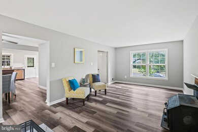 8603 Laverne Dr, Adelphi, MD 20783 - photo 7