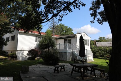 6415 Sandy St, Laurel, MD 20707 - photo 2