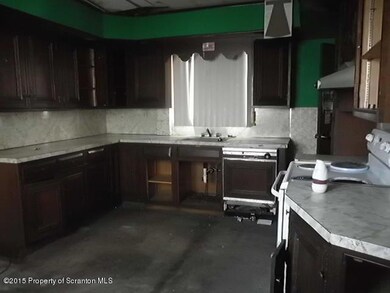 930 S 9th Ave, Scranton, PA 18504 - photo 5