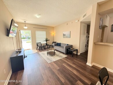 2200 Marsh Hawk Ln unit 306, Fleming Island, FL 32003 - photo 6