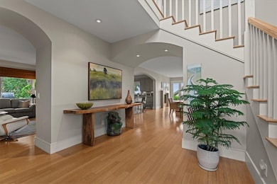 Foyer Enterance