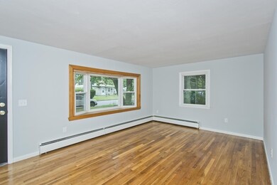 65 Dubois St, Indian Orchard, MA 01151 - photo 3