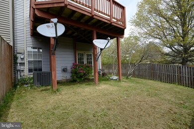 14001 Winding Ridge Ln, Centreville, VA 20121 - photo 2