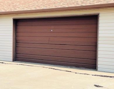 1521 E Melgaard Rd unit 302, Aberdeen, SD 57401 - photo 2