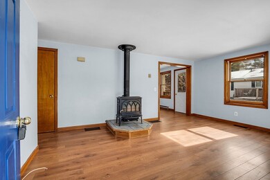 100 Oaklawn Ave, Orange, MA 01364 - photo 7