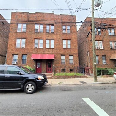 260 Clendenny Ave unit 3, Jersey City, NJ 07304 - photo 2