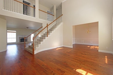 301 Sycamore Dr, Murphy, TX 75094 - photo 2