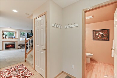 627 102nd Place SE unit A, Everett, WA 98208 - photo 2