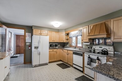 145 Mckenney Rd, Saco, ME 04072 - photo 6