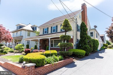 202 W Main St, Leola, PA 17540 - photo 3