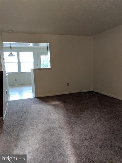 18907 Coral Grove Terrace, Germantown, MD 20874 - photo 3