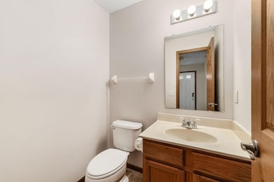 3865 Pendent Ln, Columbus, OH 43207 - photo 7