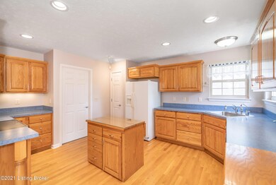 1008 Carter Dr Gtown-18