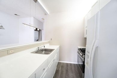 141 Cottonwood St unit B1, Jersey City, NJ 07305 - photo 6