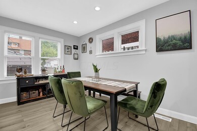 8-web-or-mls-1142-e-whittier-st