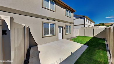 413 S 97th Ave unit 1-3, Yakima, WA 98908 - photo 3