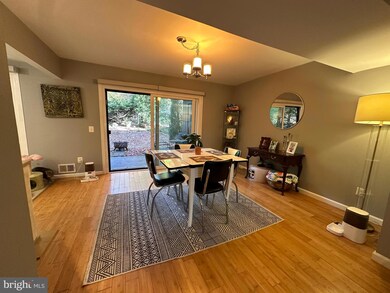 2201 Wheelwright Ct, Reston, VA 20191 - photo 5