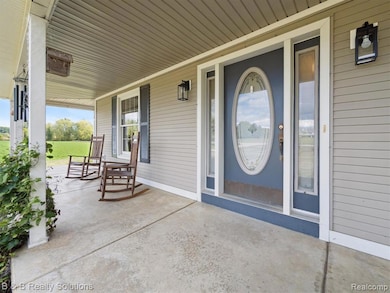 8560 Hough Rd, Almont, MI 48003 - photo 7