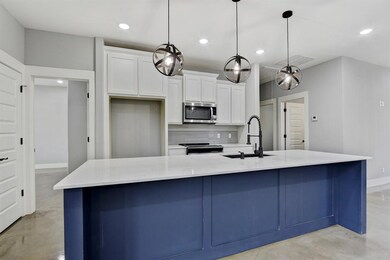 230 W Day St, Denison, TX 75020 - photo 5