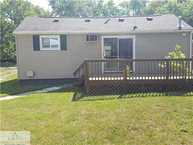 4100 Lowcroft Ave, Lansing, MI 48910 - photo 2