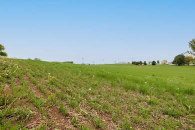 Lt2-Lt3 Kettle Moraine Dr S, Slinger, WI 53086 - photo 5